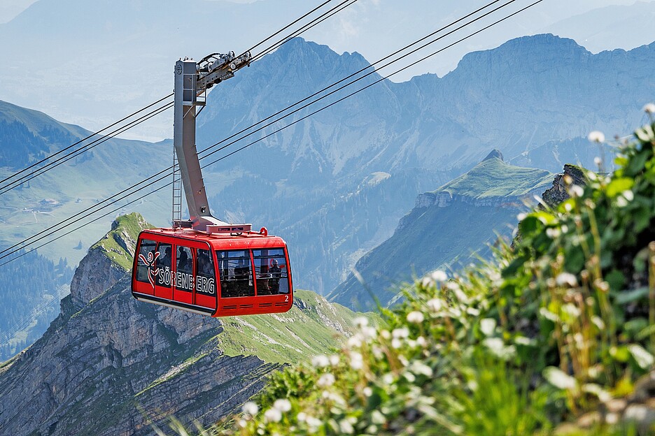 Le nouveau téléphérique menant au Rothorn est la nouvelle attraction de Sörenberg.